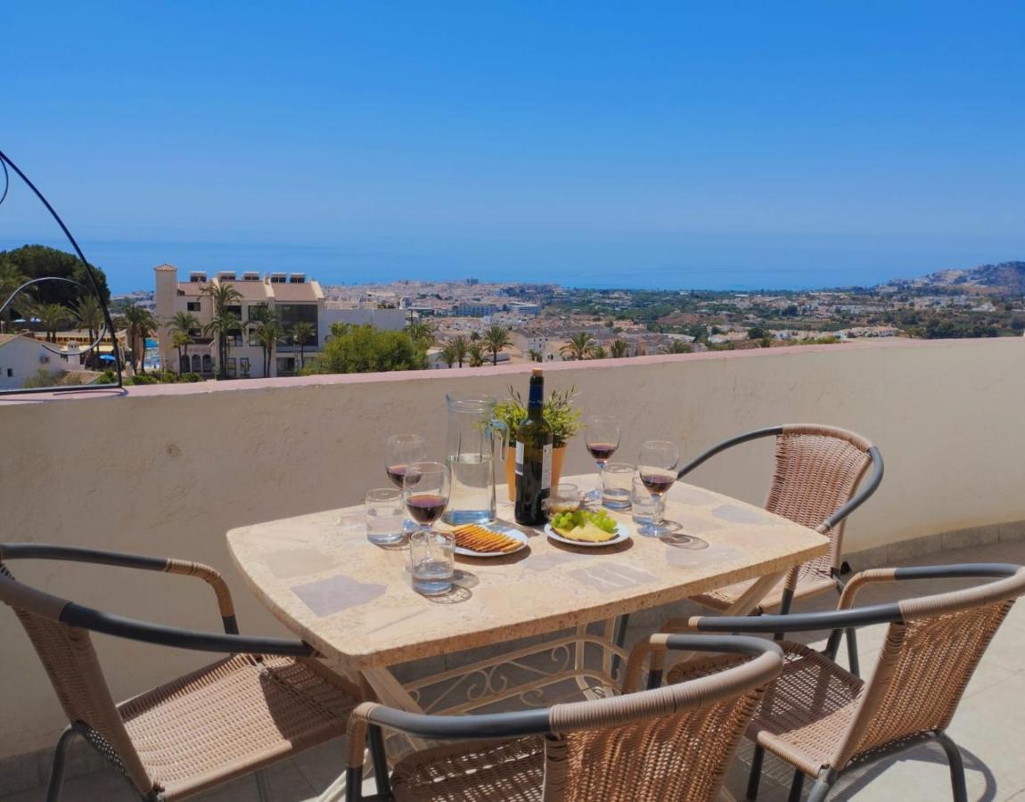 Lovely 2 Bedroom In Capuchinos, San Juan De Capistrano, Nerja Exteriör bild
